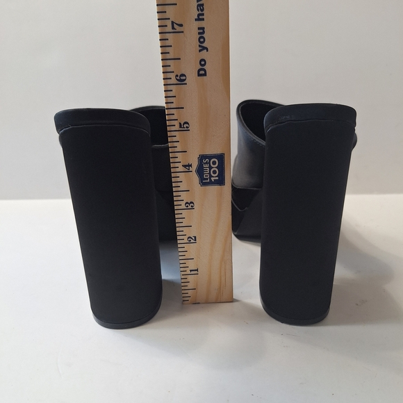 Olivia Black Whimsygoth Witchy Goth Edgy Slip-On Platform Chunky Heels Size 5.5 - Picture 7 of 14